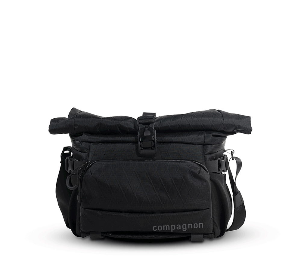 Compagnon Element sling 6L Volcano Black | Kamera-Sling & Schultertasche | 11" Tabletfach | 6L + 5L-Rolltop