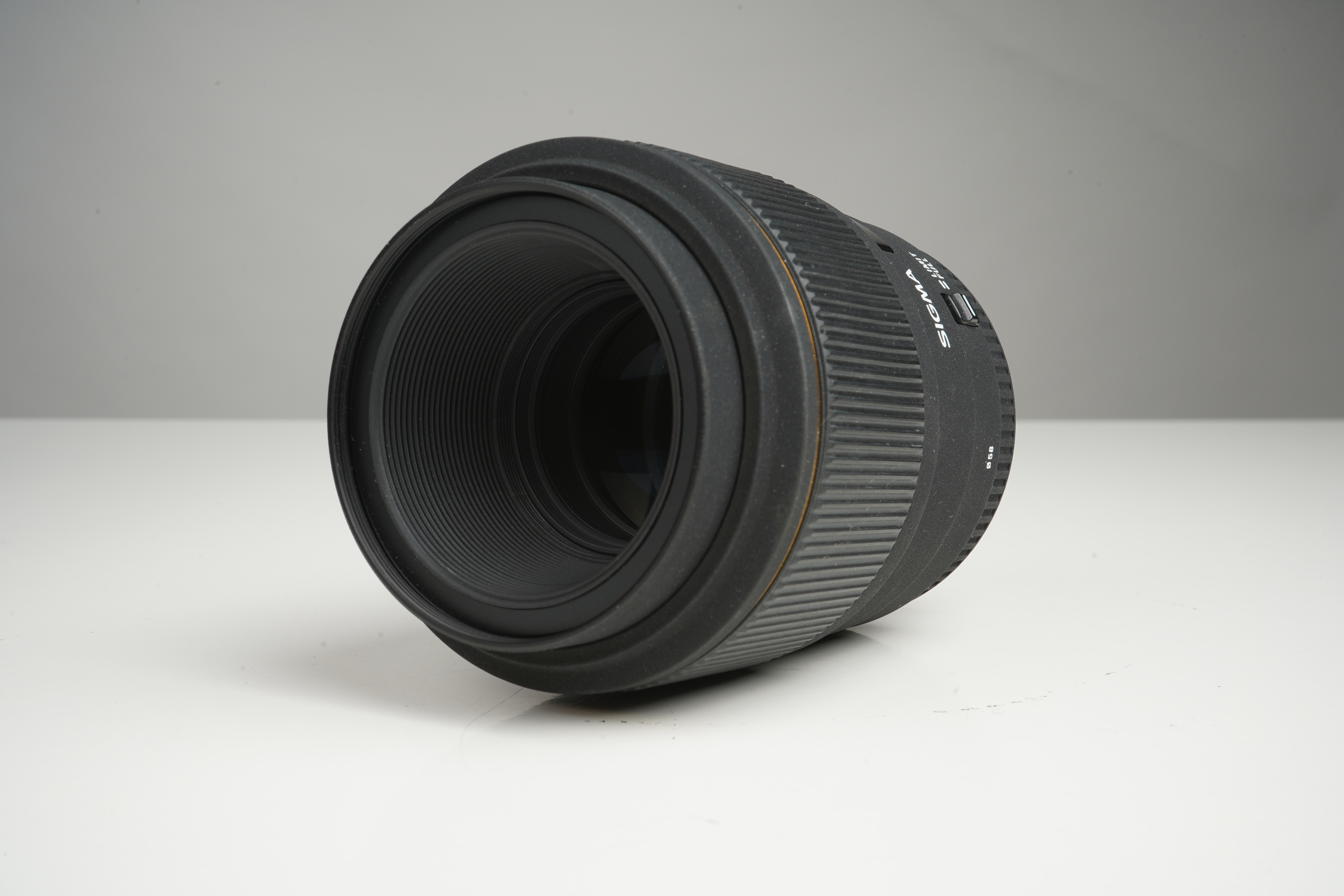 Gebraucht Sigma f. Nikon 105mm f2.8 DG Macro voll funktionstüchtig | inkl. original Karton und Zubehör