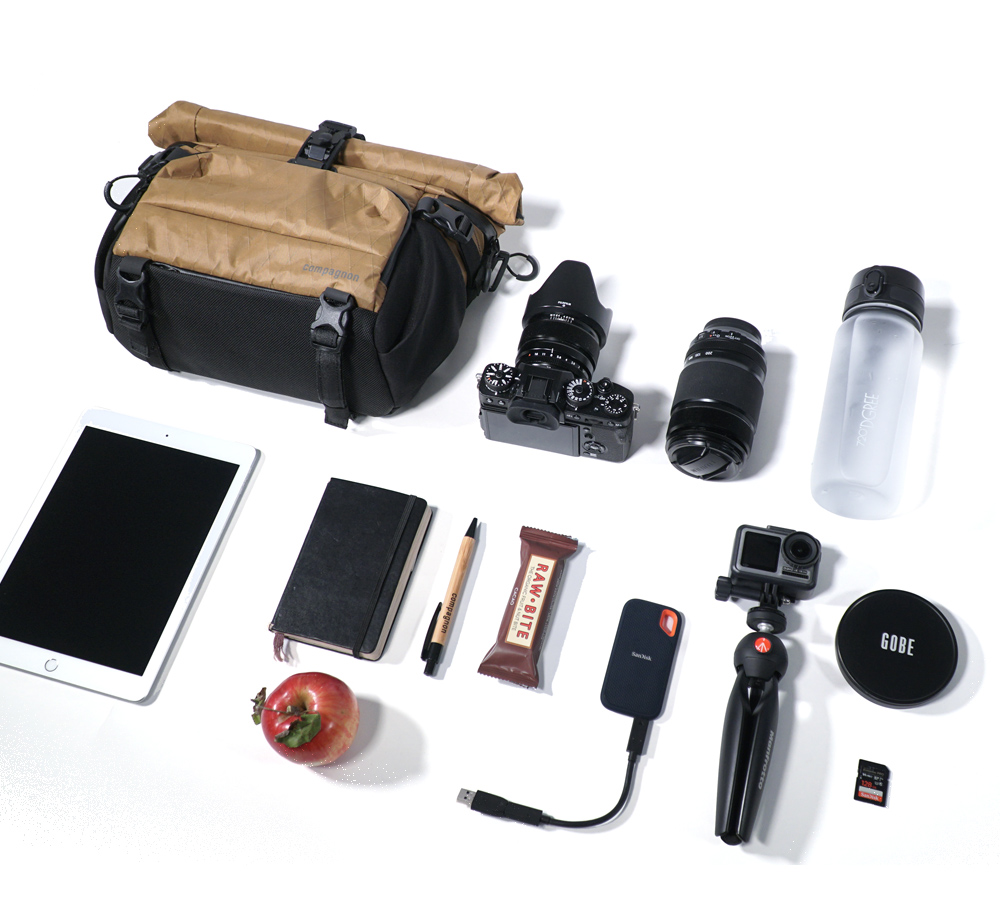 Compagnon Element sling 7L 2.0 Desert Brown | Kamera-Sling & Schultertasche | 11" Tabletfach | Rolltop 0608650446256