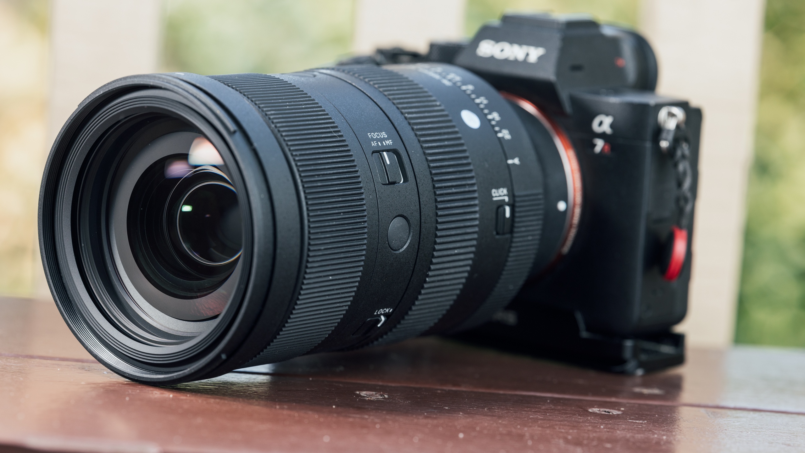 Sigma 28-105mm/2,8 DG DN ART 024 Sony FE | Ø82mm |  1+5 Jahre Garantie nach Registrierung auf www.escherfoto.com |