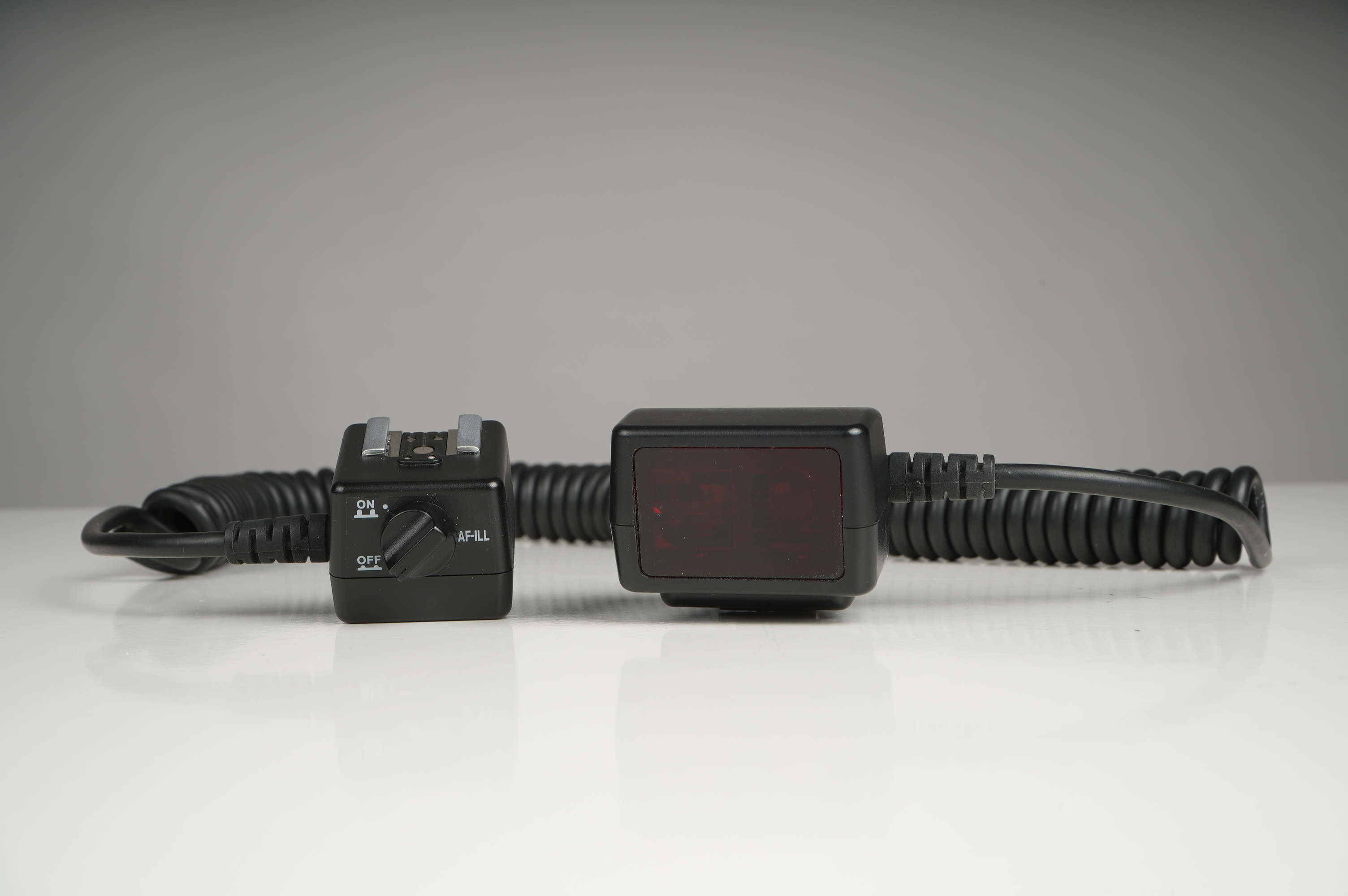 Gebraucht Nikon SC-29 TTL- Verlängerungskabel  | Sehr gut erhalten - leichte Gebrauchsspuren | inkl. Karton/Bedienungsanleitung |