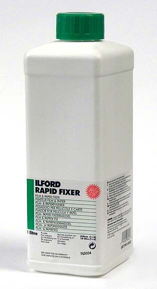Ilford RapidFixer 1 Liter - Fixierer für Film- u. Papierverarbeitung (Film: 1+4/Papier 1+9 Verdünnung) 0019498984266