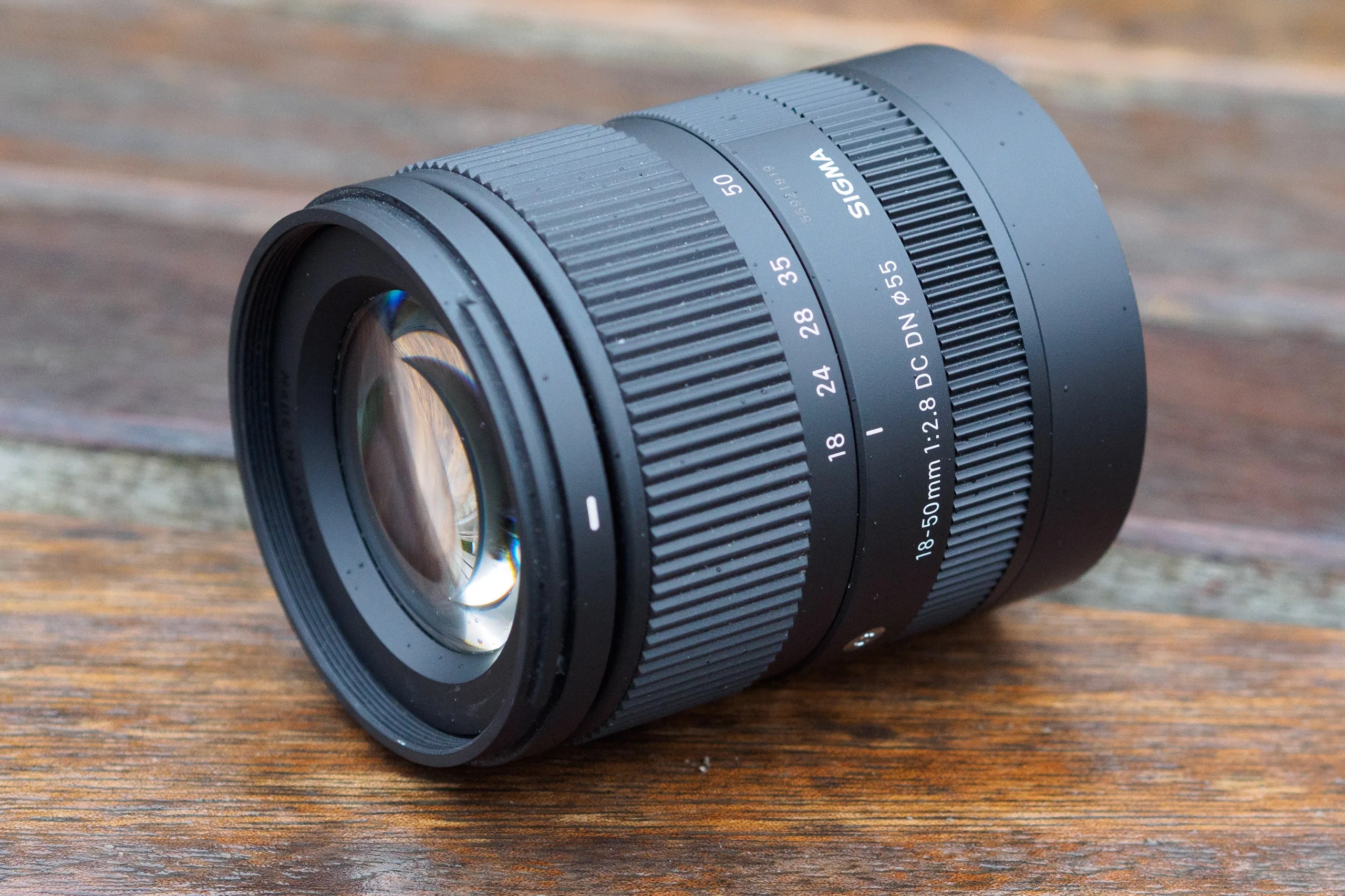 Sigma 18-50mm/2,8 DC DN (C) 021 Sony E-Mount | Ø55mm | APS-C | 1+5 Jahre Garantie nach Registrierung auf escherfoto.com | € 50 Sofortrabatt bis 01.12.26 wird noch abgezogen |