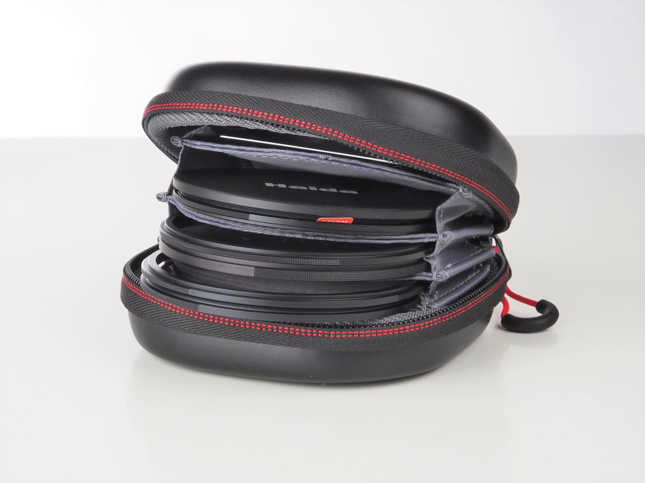 Haida Magnetic-Filter-Kit Austria Special | 4 Magnetic Filter Ø82mm | GND0.9 + CPL + ND1.8 + ND3.0 | 4x Magnetic Adapter Ø82, Ø77, Ø72, Ø67 | Tasche | UVP € 299,90 |