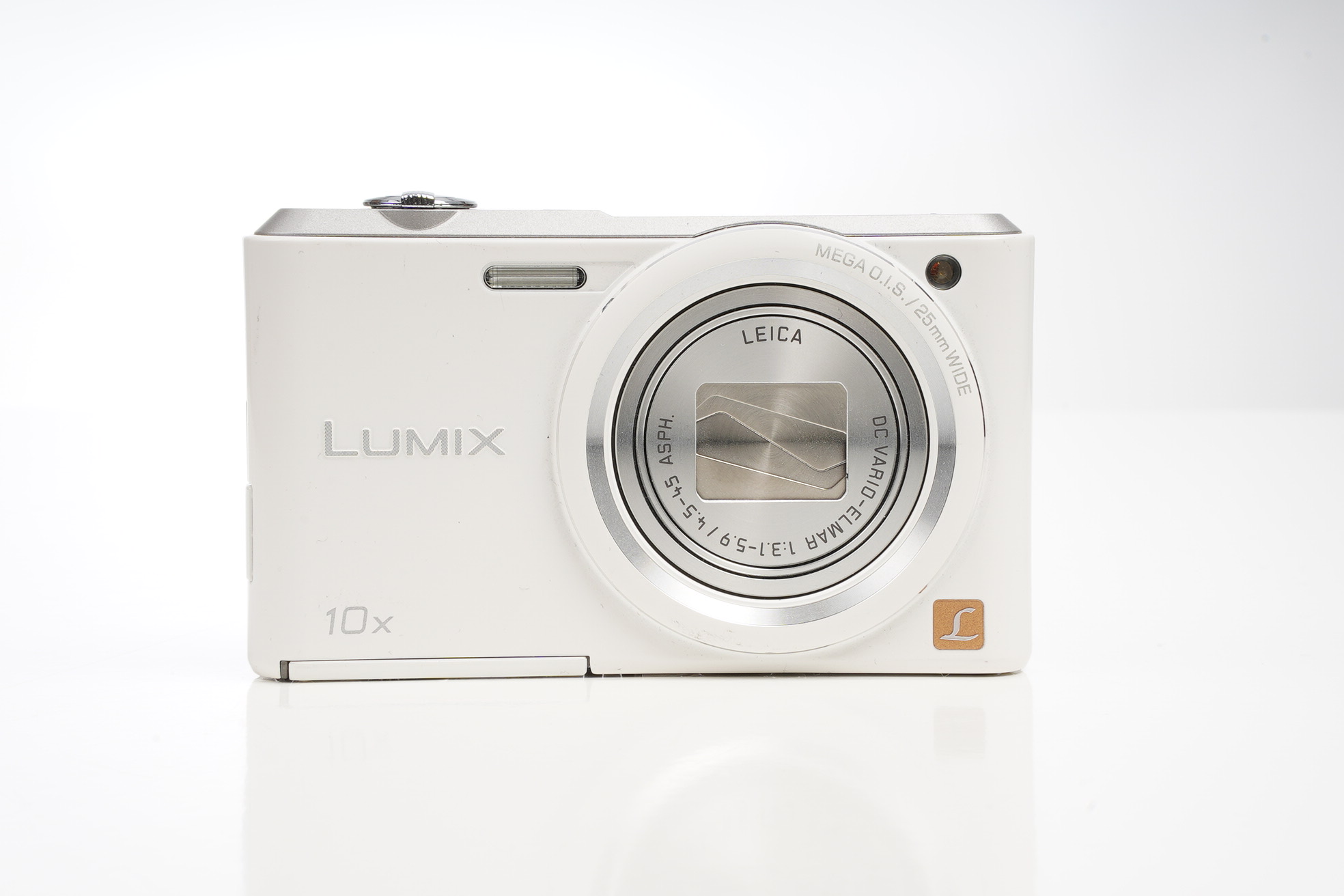 Gebraucht Panasonic LUMIX DMC-SZ3 weiß | 10x opt. Leica Zoom KB:25-250mm | 16,1 Megapixel CCD | 2,7" LCD Display | Neuwertig