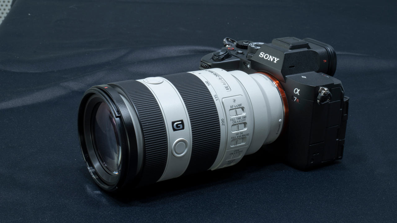 Sony FE 70-200mm/4 Macro G OSS II (SEL70200G2) | Ø72mm | | - € 100 Cashback bis 31.01.2027 auf https://www.sony.at/cashback/winter