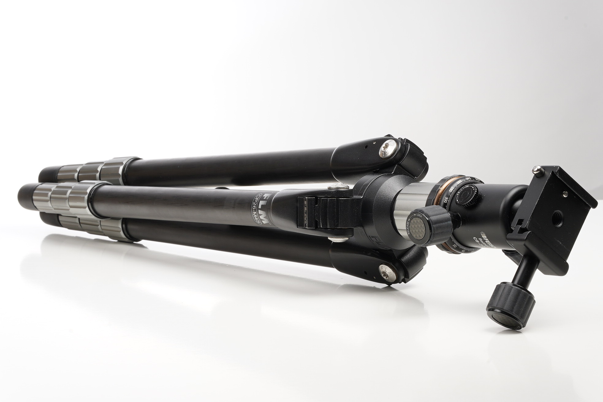 Gebraucht FLM Carbon-Stativ CP26-M4S mit Feisol Kugelkopf CB30D