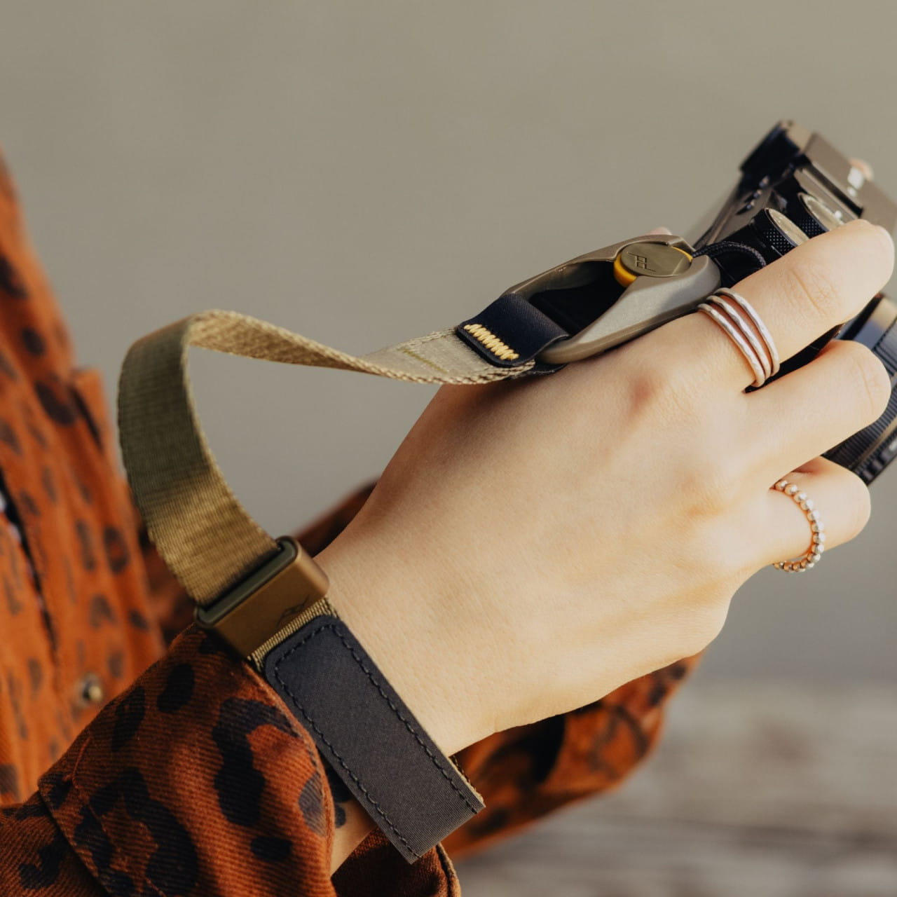 Peak Design Cuff Kelp (Olivgrün) | populäre Handgelenkschlaufe |