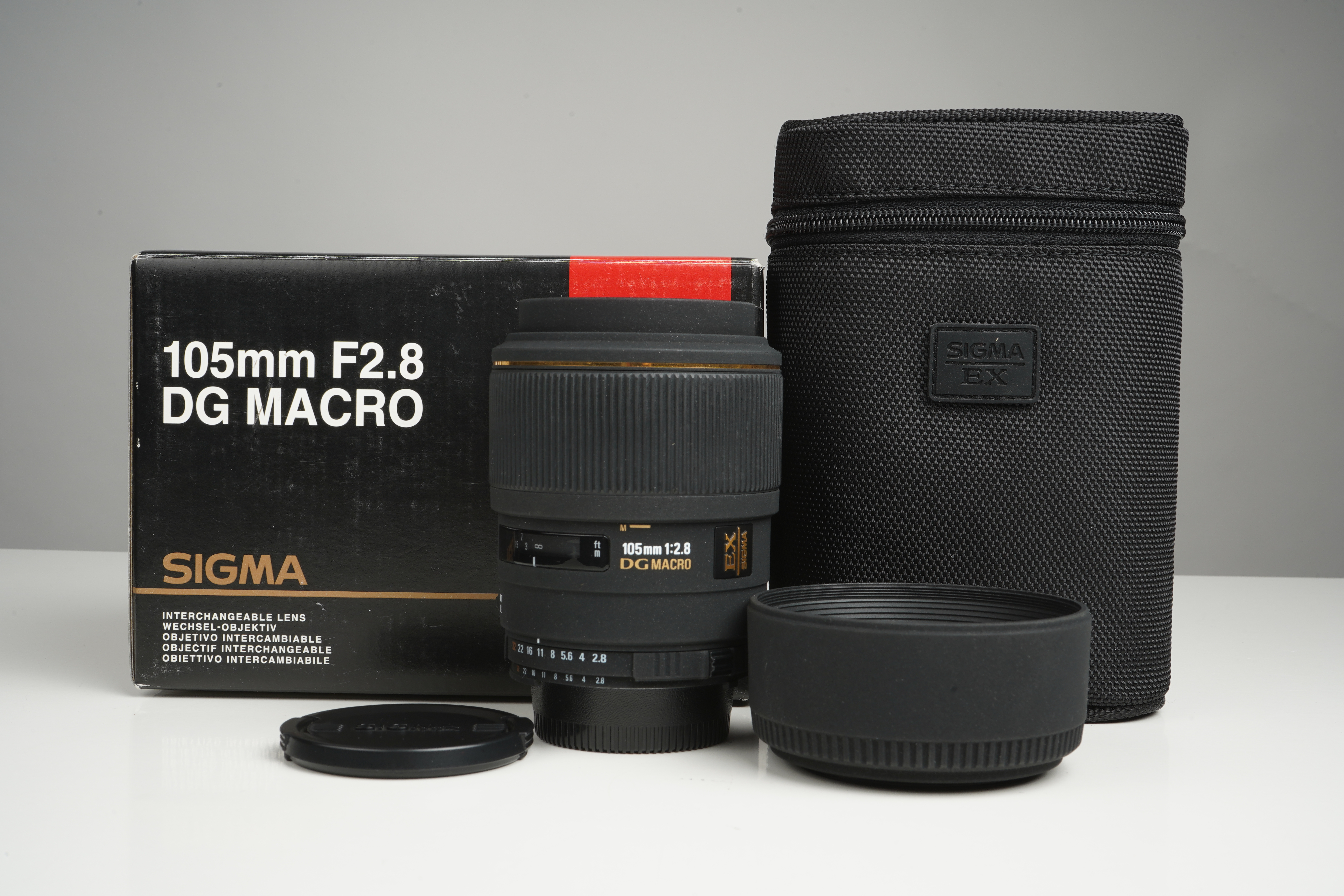 Gebraucht Sigma f. Nikon 105mm f2.8 DG Macro voll funktionstüchtig | inkl. original Karton und Zubehör
