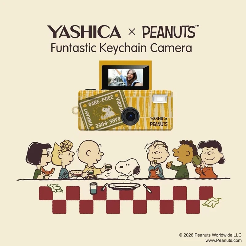 Yashica x Peanuts Funtastic Sweet Dreams Home | Schlüsselanhänger | Digicam | inkl. USB-Kabel | microSD-Card optional |