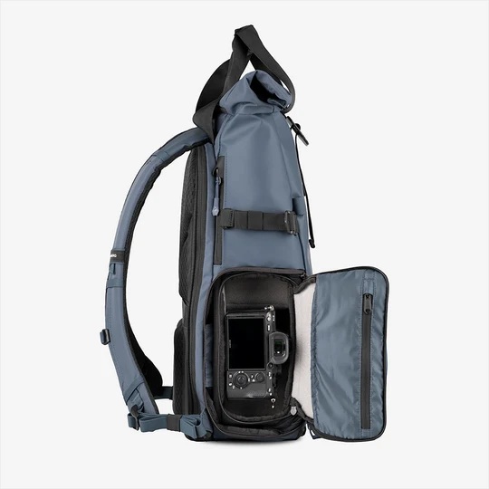 WANDRD PRVKE 31-Liter Aegean Blue Photo Bundle | V4 | meer-blauer Fotorucksack | herausnehmbarer Camera Cube | Rolltop |