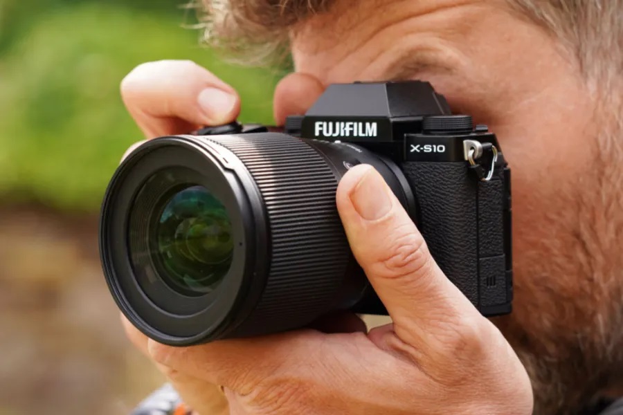 Sigma 16mm/1,4 DC DN (C) 017 Fujifilm-X-Mount | Ø67mm | 1+5 Jahren Österreichgarantie nach Registrierung | UVP € 439