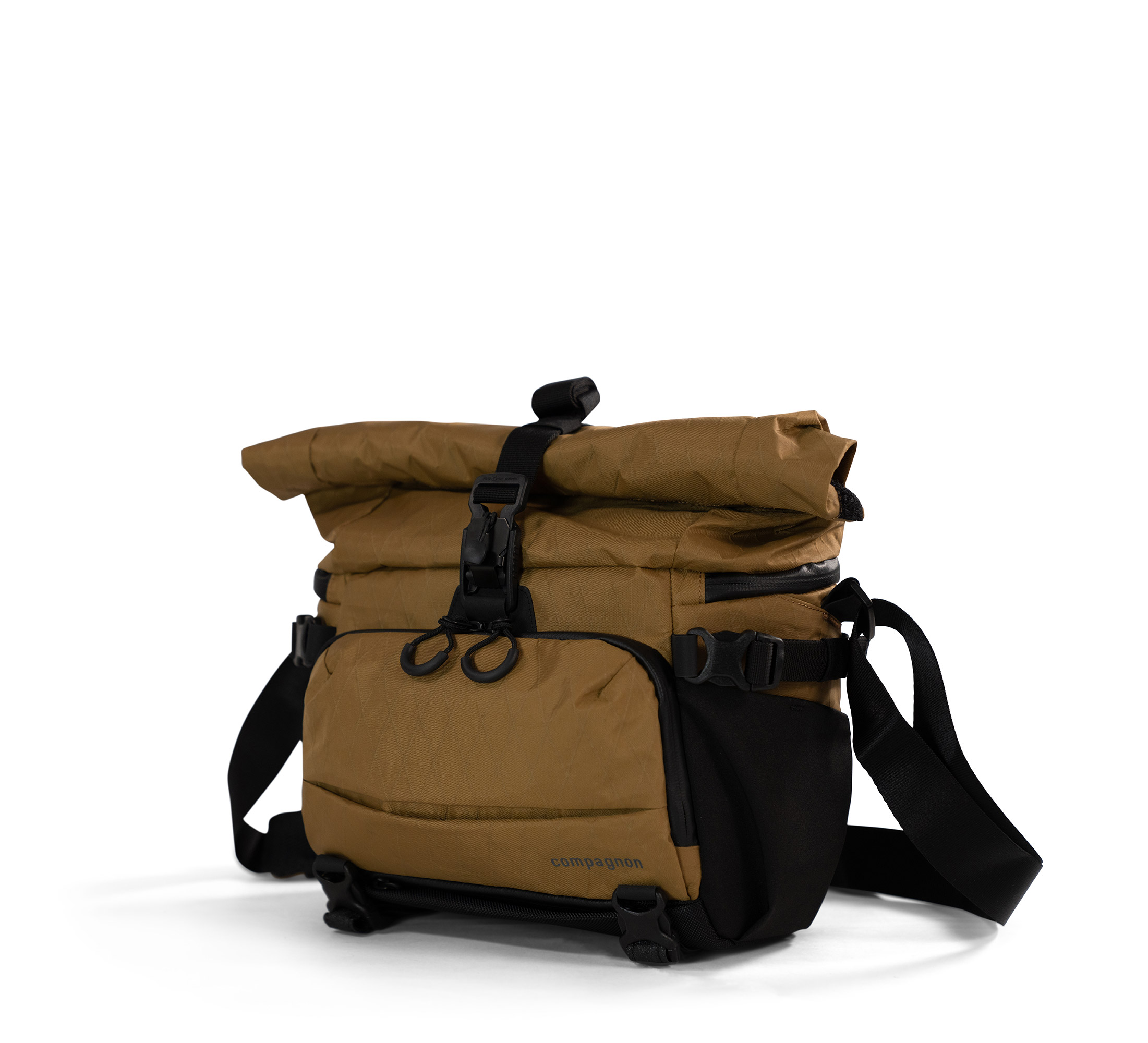 Compagnon Element sling 7L 2.0 Desert Brown | Kamera-Sling & Schultertasche | 11" Tabletfach | Rolltop 0608650446256
