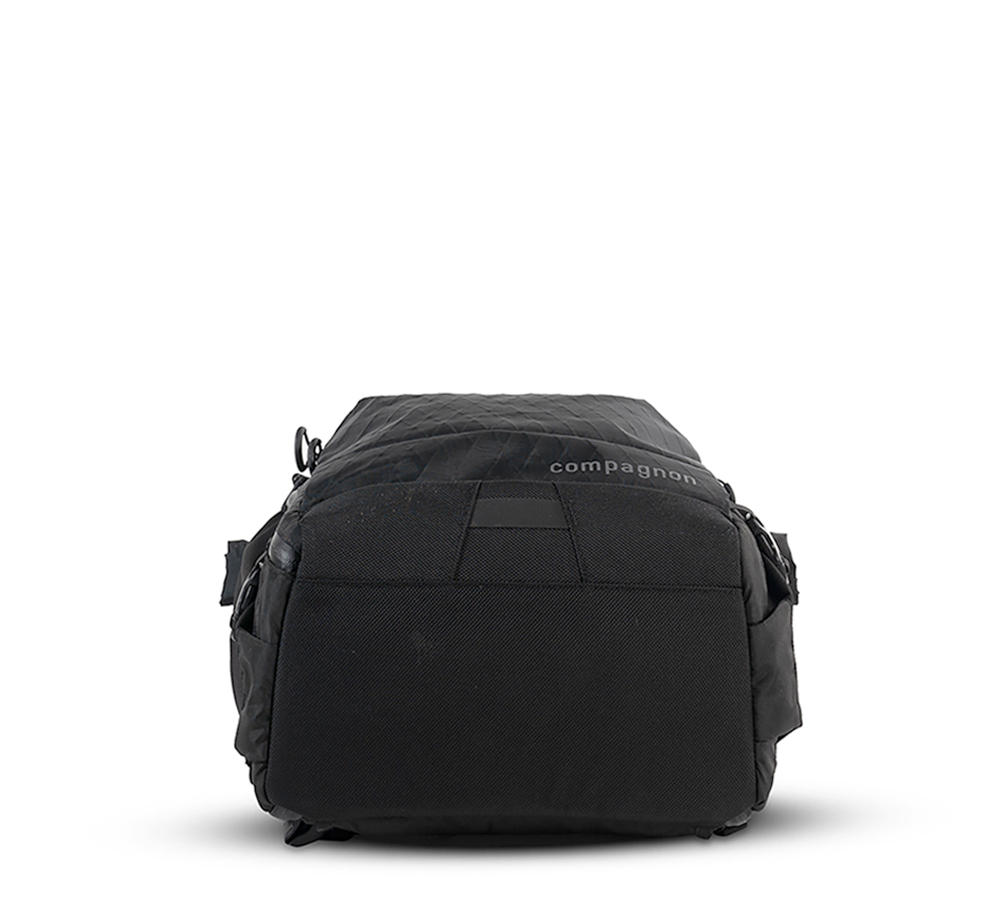 Compagnon 717 the element backpack volcano black 0768813157365