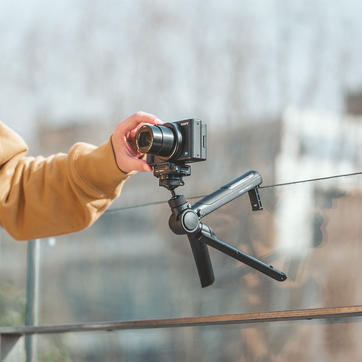 PGYTech MANTISPOD Pro Vlogging Stativ | P-CG-020 | inkl. Kamera/Smartphone-Mount | Hoch-/Quer-Format | 6970801336797