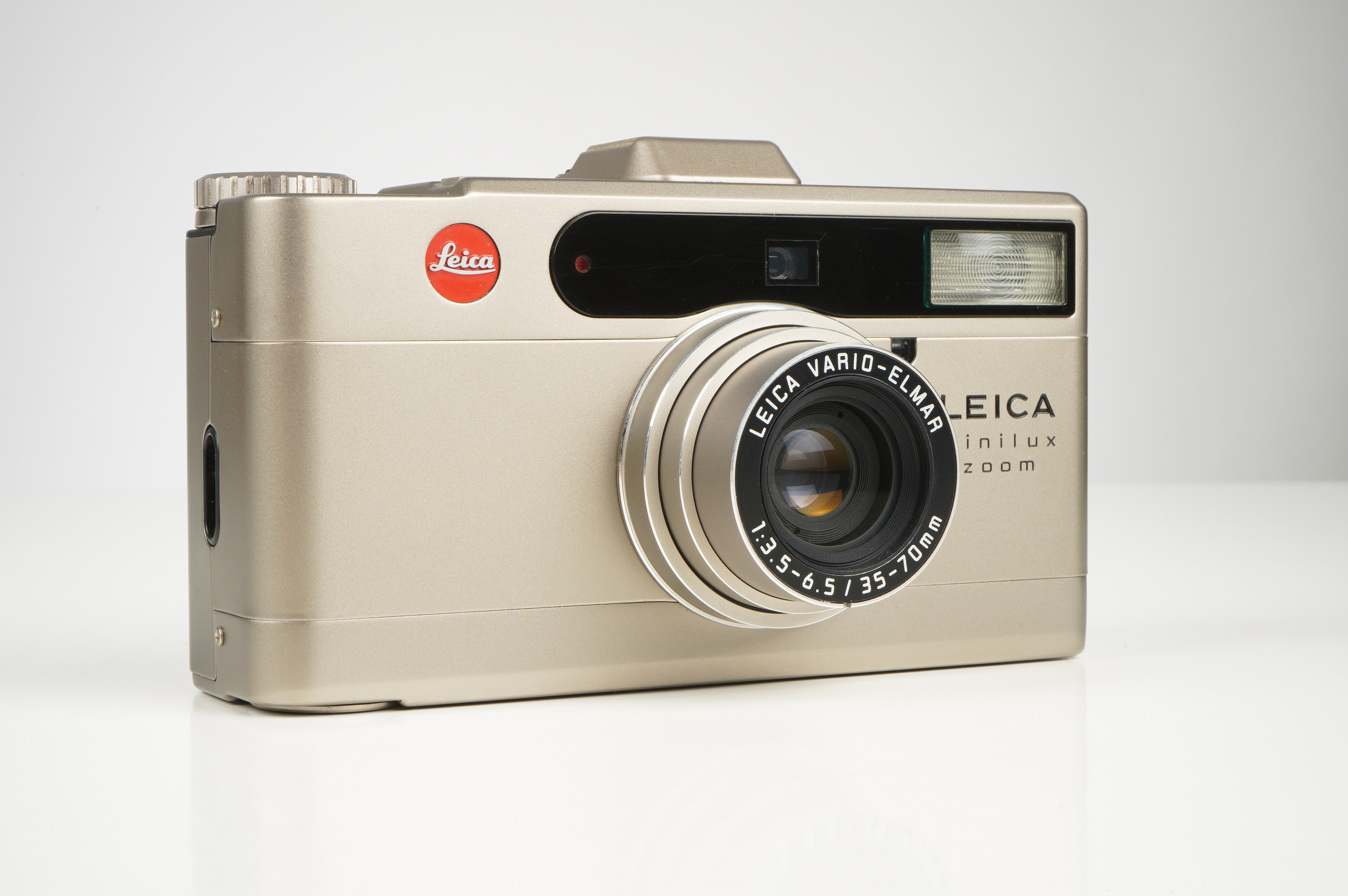 Gebraucht - Leica minilux Zoom  | leichte Gebrauchsspuren - voll funktionsfähig | inkl. Blitz Leica CF/Lederne Tasche/Handschlaufe/Deckel |
