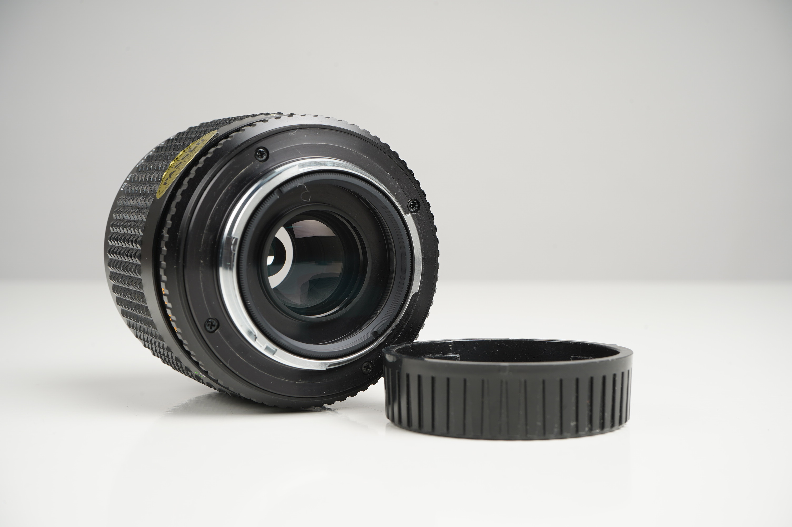 Gebraucht Minolta RF ROKKOR 250mm F5.6  | Gut erhalten - normale Gebrauchsspuren | inkl. Gegenlichtblende/Front- und Rückdeckel